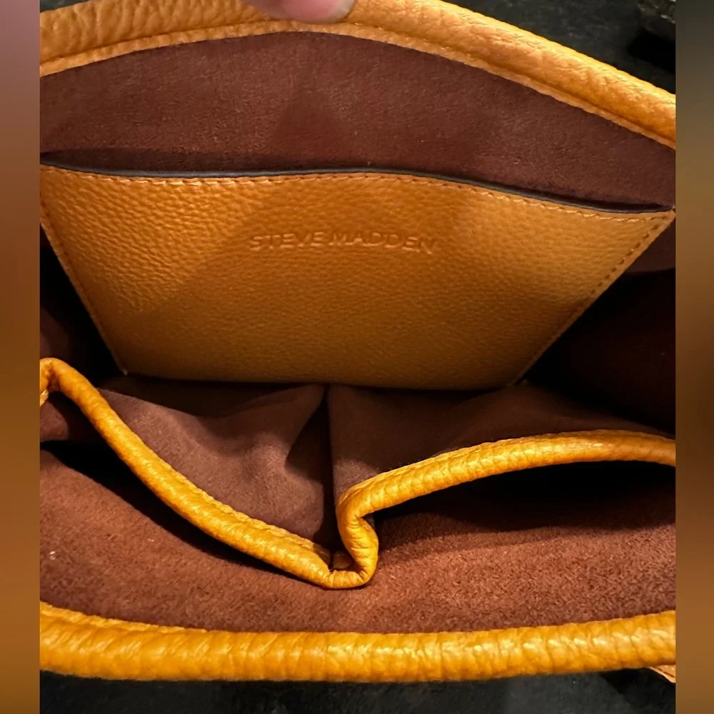 Steve Madden Purse - Picture 3 of 3
